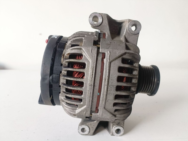 Recambio de alternador para jeep grand cherokee (wj/wg) 665921 referencia OEM IAM 0124515115  