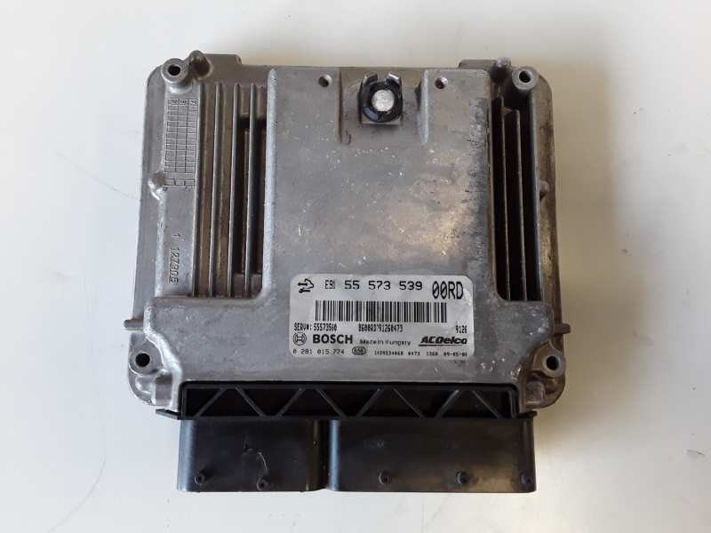Recambio de centralita motor uce para opel insignia berlina a20dth referencia OEM IAM 0281015774/55573539  