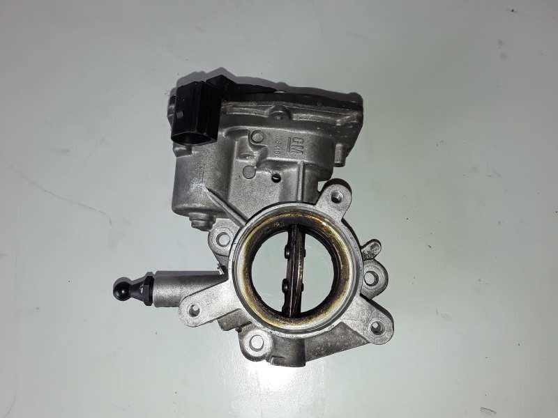 Recambio de caja mariposa para opel insignia berlina a20dth referencia OEM IAM 55564164/50329302  