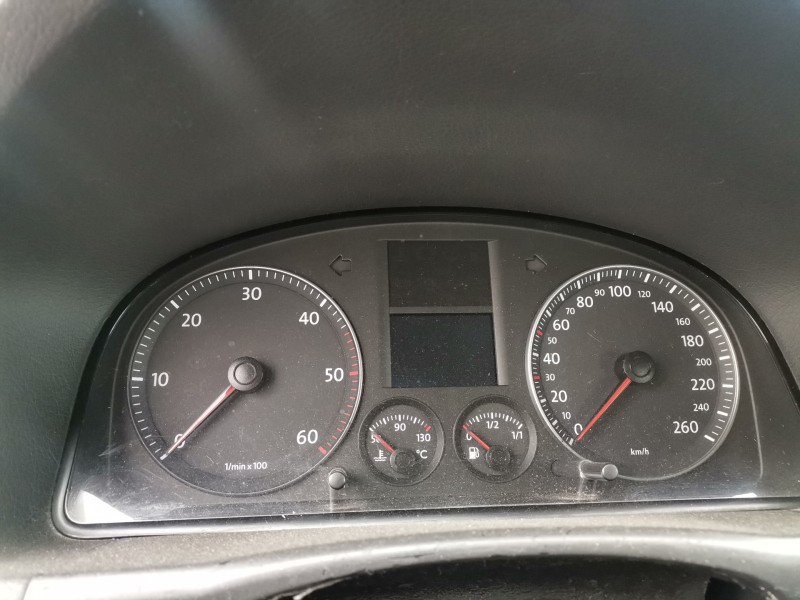 volkswagen touran (1t1) del año 2003