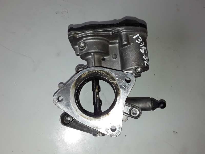 Recambio de caja mariposa para opel insignia berlina a20dth referencia OEM IAM 55564164/50329302  