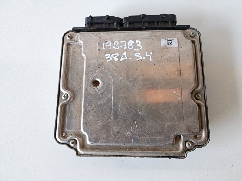 Recambio de centralita motor uce para toyota auris (e15) 1nd referencia OEM IAM 0281016911  
