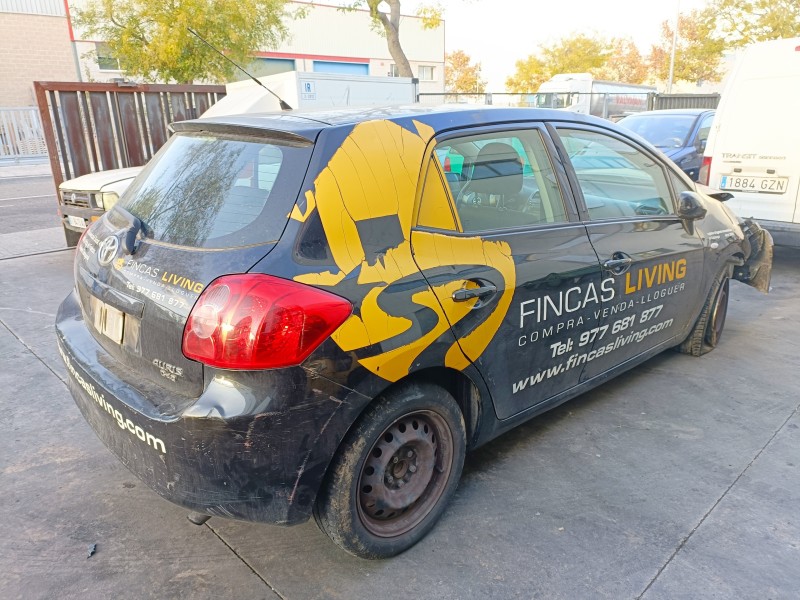 toyota auris (e15) del año 2007
