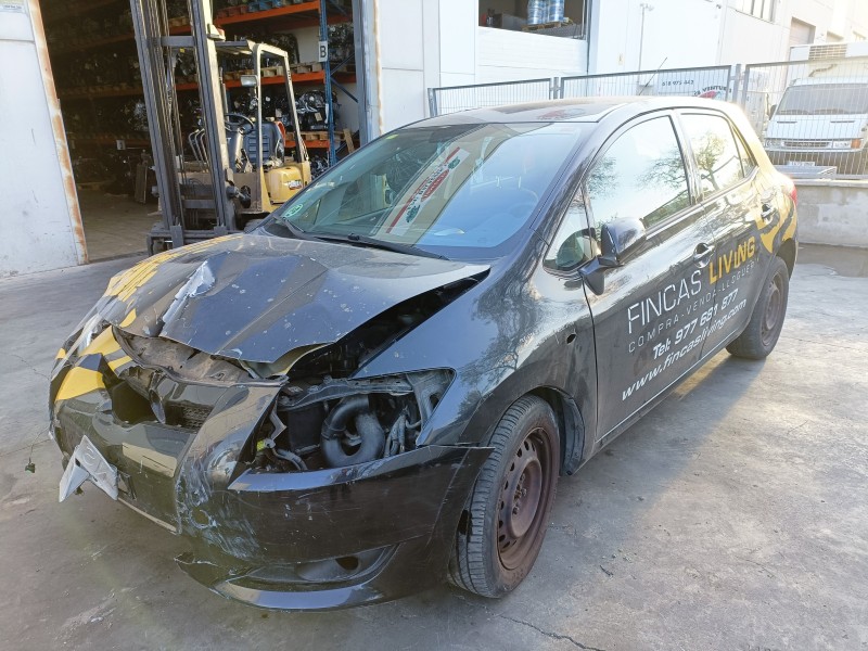 toyota auris (e15) del año 2007