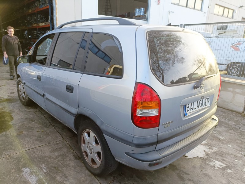 opel zafira a del año 2002