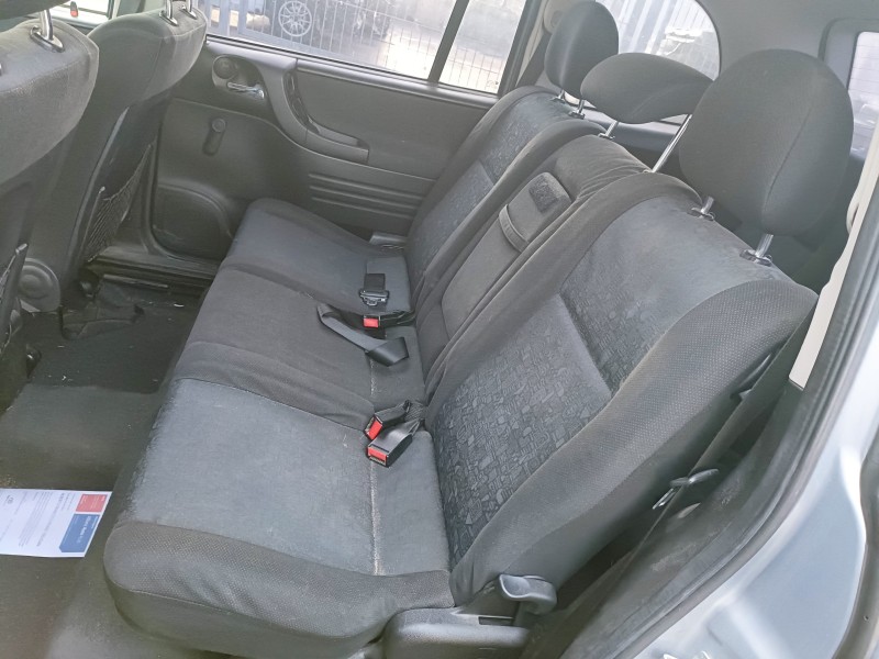 opel zafira a del año 2002