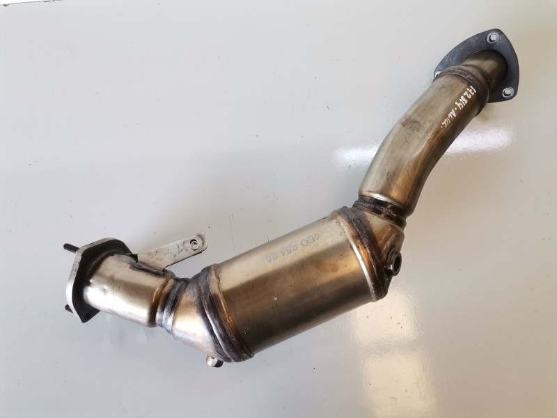 Recambio de catalizador para audi a8 (4e) bvn referencia OEM IAM 4E0131701DL  