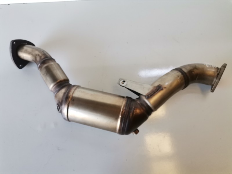 Recambio de catalizador para audi a8 (4e) bvn referencia OEM IAM 4E0131701DM  