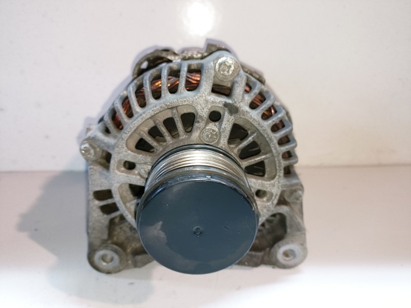 Recambio de alternador para nissan kubistar (x76) k9k704 referencia OEM IAM 8200373636/A002TC0981  