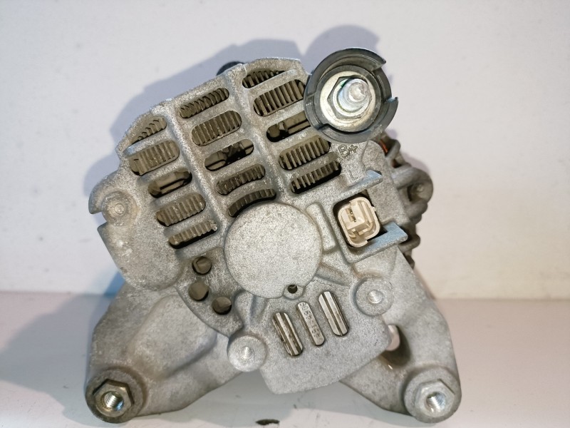 Recambio de alternador para nissan kubistar (x76) k9k704 referencia OEM IAM 8200373636/A002TC0981  