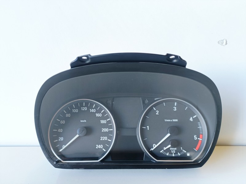 Recambio de cuadro instrumentos para bmw serie 1 berlina (e81/e87) n47d20a referencia OEM IAM 102495276  
