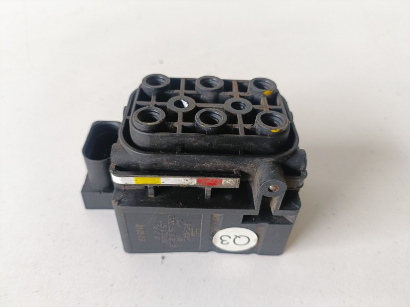 Recambio de modulo electronico para audi allroad quattro quattro (4b5) ake referencia OEM IAM 15152400052  