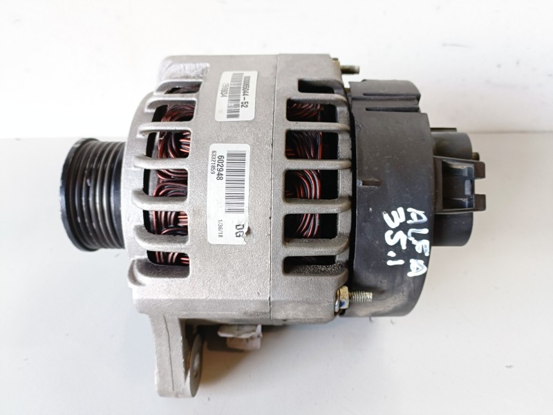 Recambio de alternador para alfa romeo 156 (116) 937a2000 referencia OEM IAM 6332185999  