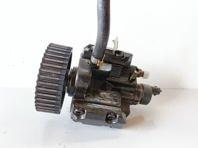 Recambio de bomba inyeccion para alfa romeo 156 (116) 937a2000 referencia OEM IAM 0445010007  