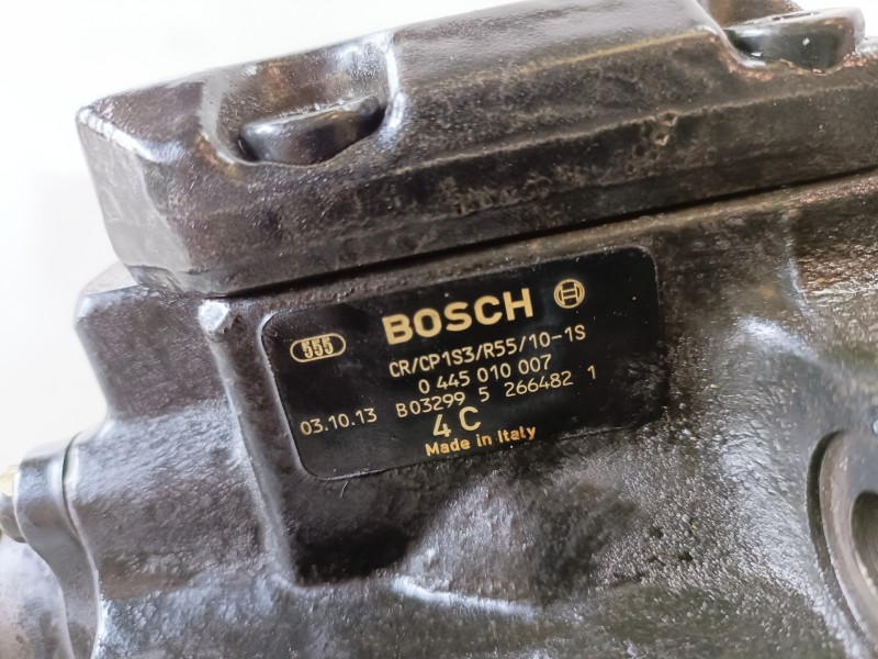 Recambio de bomba inyeccion para alfa romeo 156 (116) 937a2000 referencia OEM IAM 0445010007  