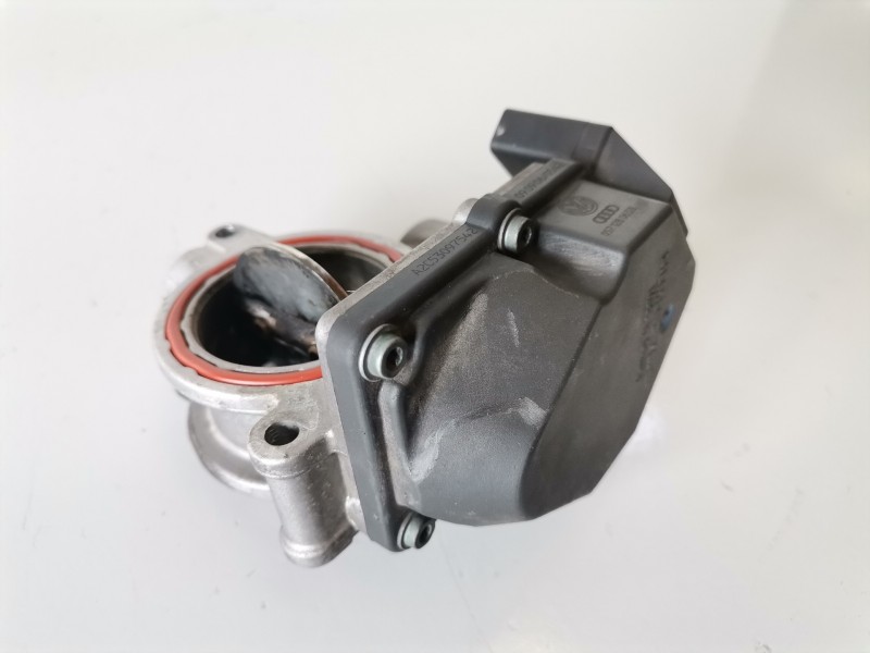 Recambio de caja mariposa para audi a8 (4e) bvn referencia OEM IAM 057128063B  