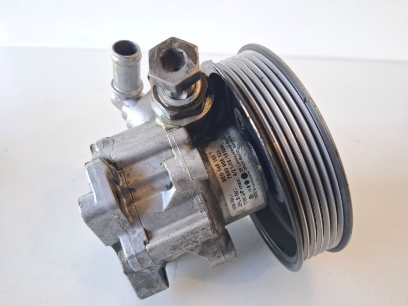 Recambio de bomba direccion para audi a4 avant (8e) bkn referencia OEM IAM 8E0145155T  