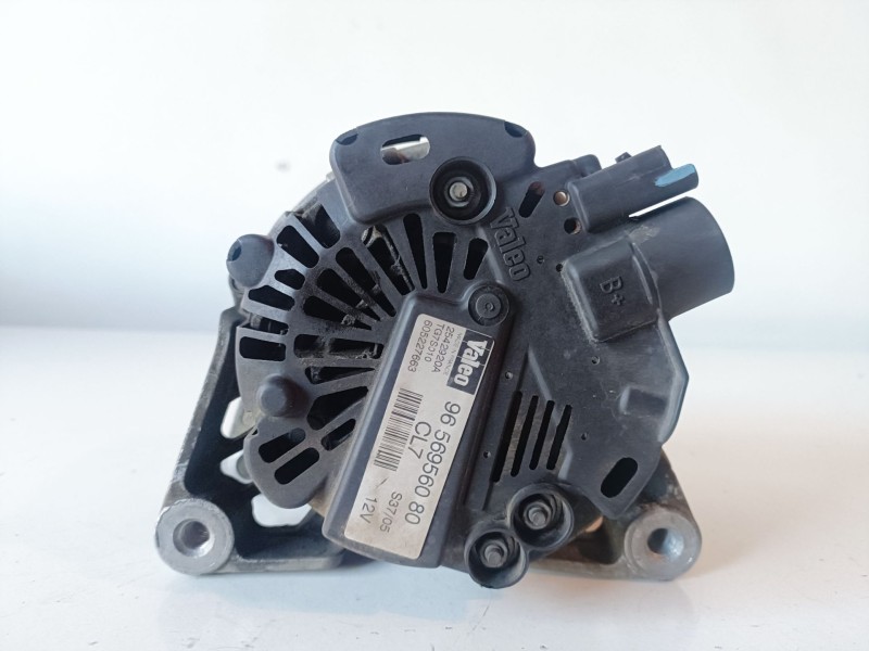 Recambio de alternador para peugeot 206 kfu referencia OEM IAM 9656956080  