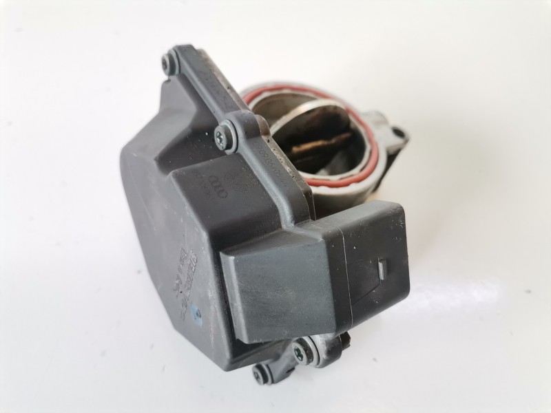 Recambio de caja mariposa para audi a8 (4e) bvn referencia OEM IAM 057128063B  