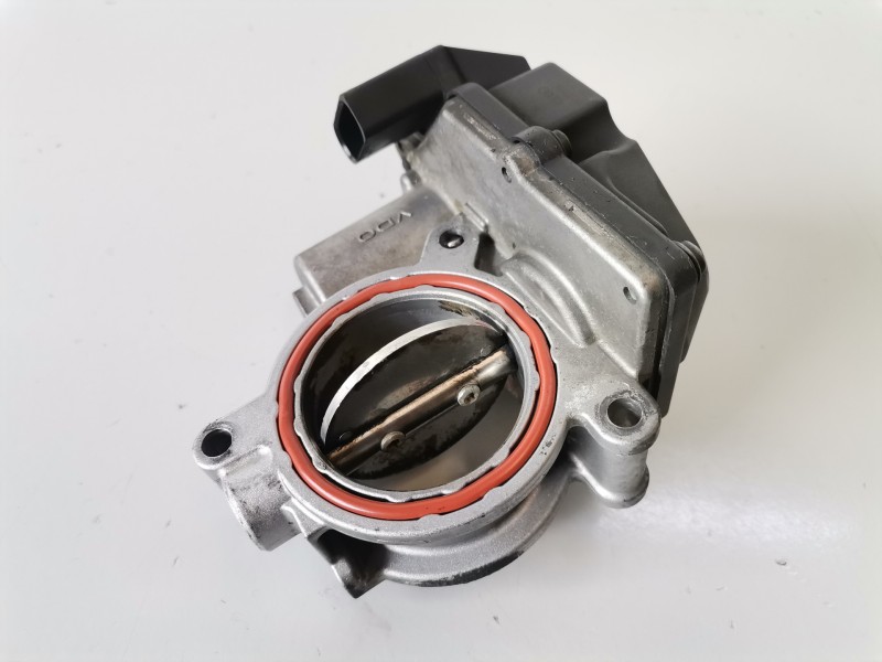 Recambio de caja mariposa para audi a8 (4e) bvn referencia OEM IAM 057128063B  