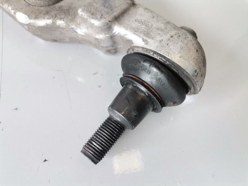 Recambio de brazo suspension inferior delantero derecho para audi a8 (4e) bvn referencia OEM IAM 4E0407155C  