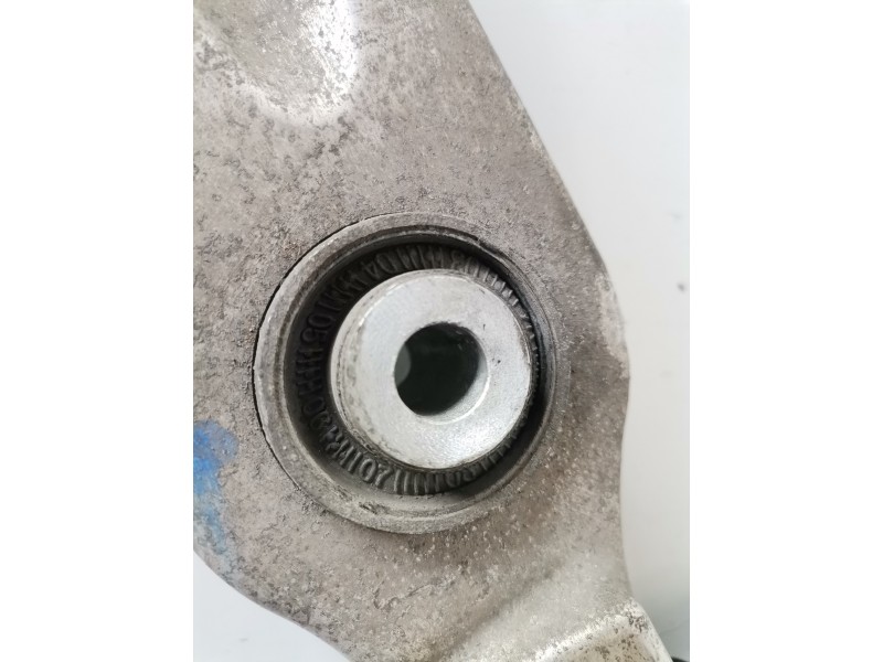 Recambio de brazo suspension inferior delantero derecho para audi a8 (4e) bvn referencia OEM IAM 4E0407155C  