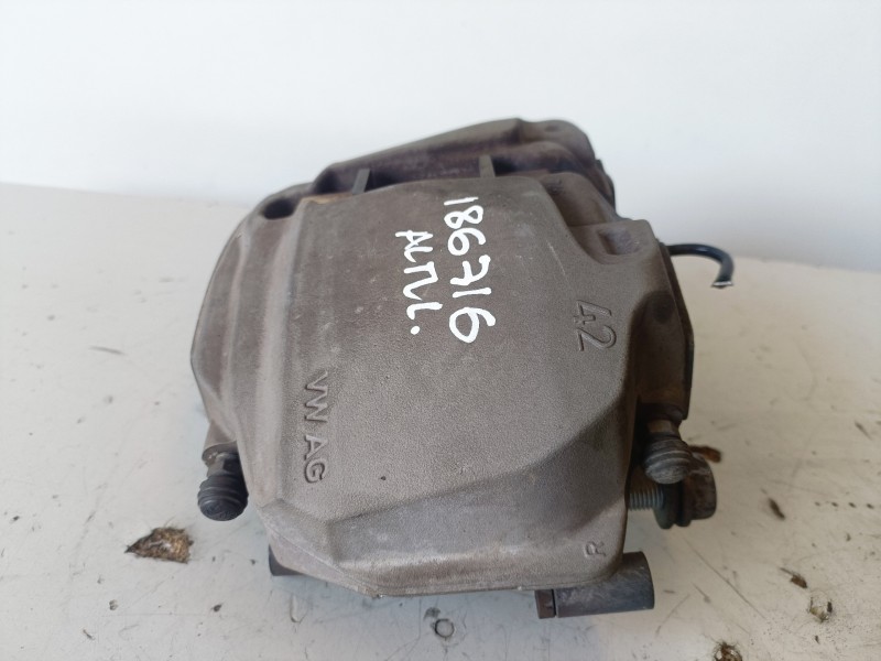 Recambio de pinza de freno delantera derecha para audi a4 avant (8w5) cswb referencia OEM IAM   