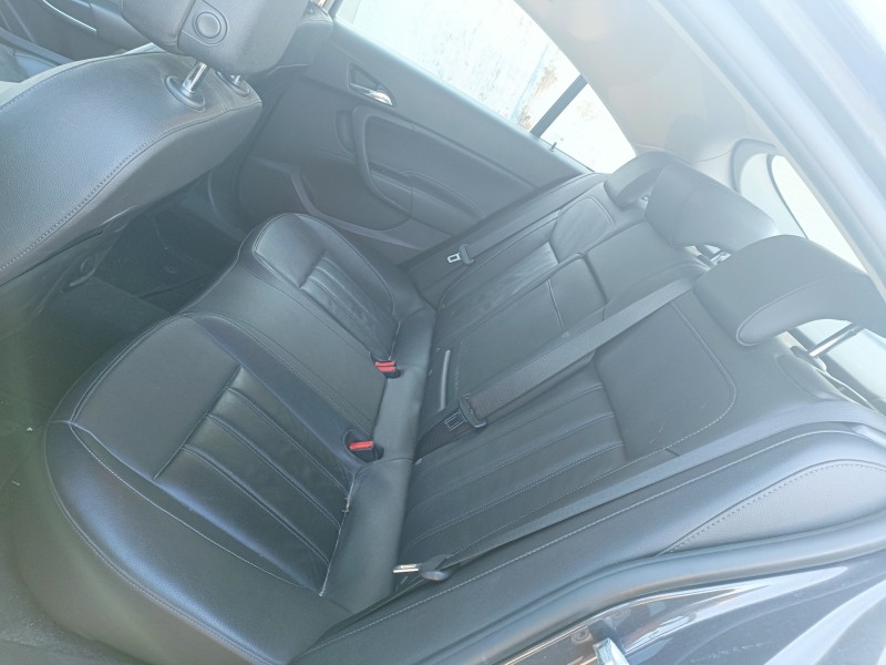 opel insignia berlina del año 2014