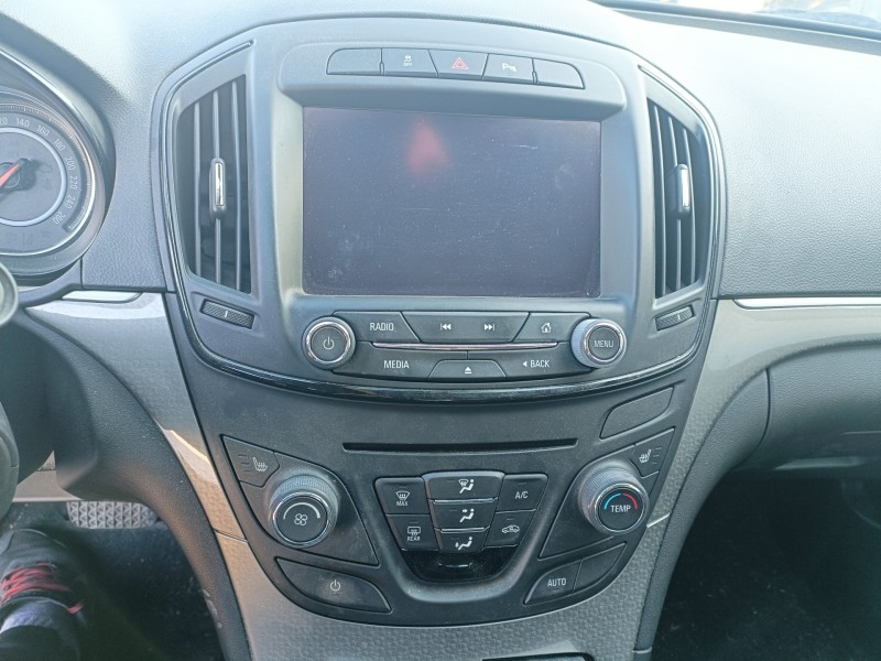 opel insignia berlina del año 2014