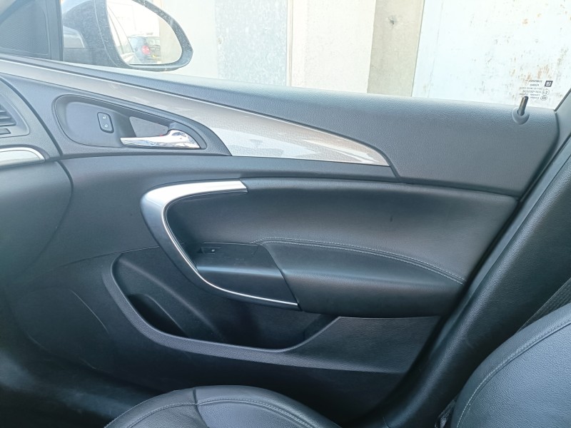 opel insignia berlina del año 2014