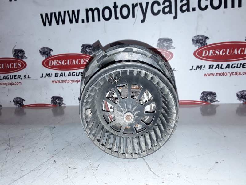 Recambio de ventilador calefaccion para volkswagen t5 transporter furgón/combi (7e) caa referencia OEM IAM 7H0819021A  