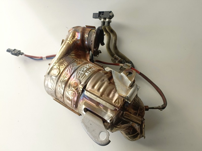 Recambio de catalizador para dacia sandero ii h4d470 referencia OEM IAM 208A02744R  