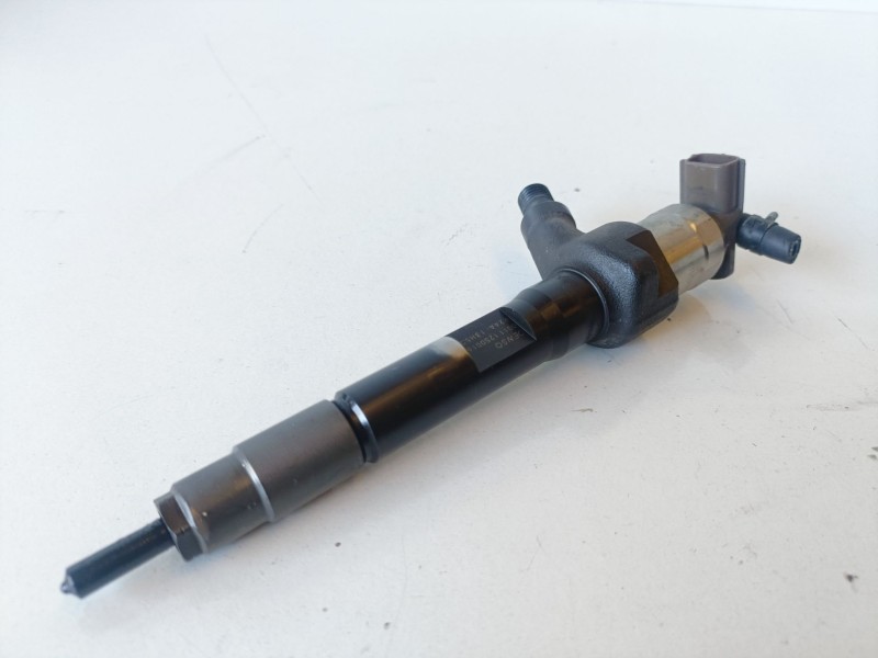 Recambio de inyector para mazda cx-7 er r2 referencia OEM IAM R2AA13H50  