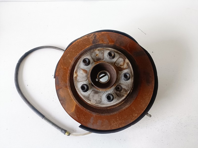 Recambio de mangueta trasera derecha para bmw serie 1 berlina (e81/e87) n47d20a referencia OEM IAM 000001902401  