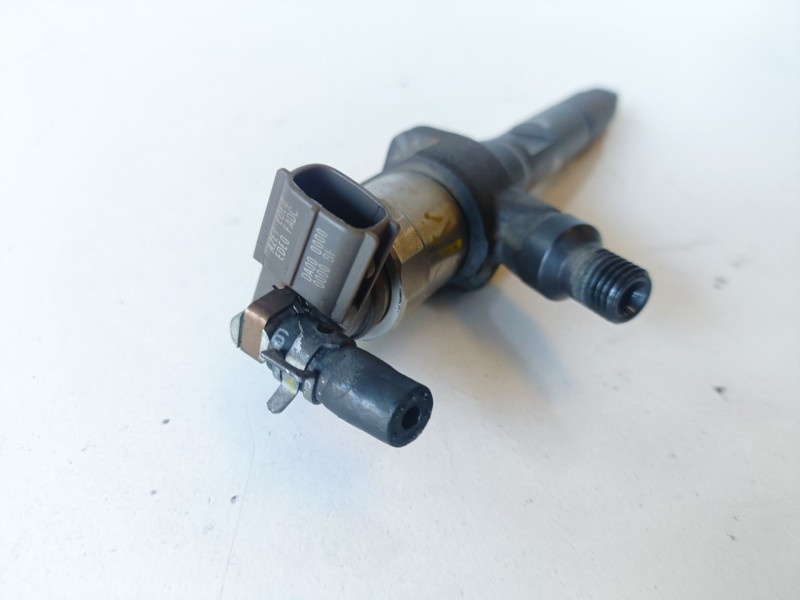 Recambio de inyector para mazda cx-7 er r2 referencia OEM IAM R2AA13H50  