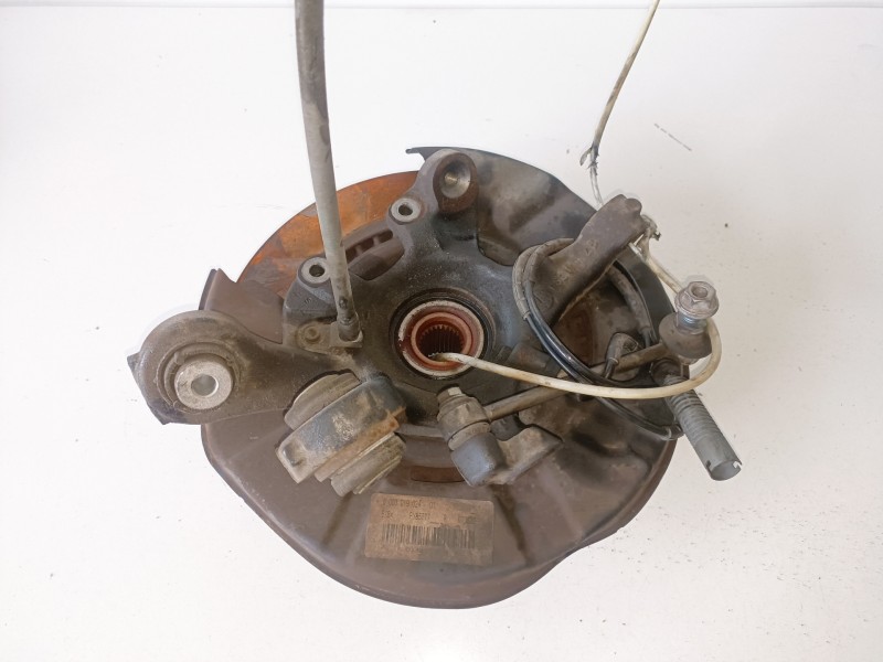 Recambio de mangueta trasera derecha para bmw serie 1 berlina (e81/e87) n47d20a referencia OEM IAM 000001902401  