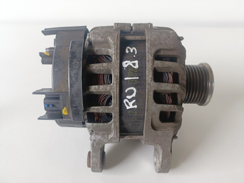 Recambio de alternador para dacia sandero ii h4b412 referencia OEM IAM 231005300RA  