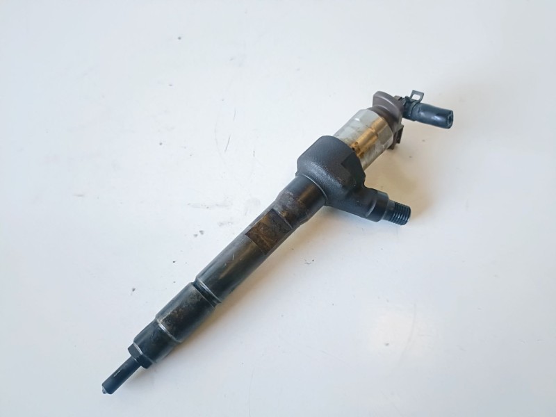 Recambio de inyector para mazda cx-7 er r2 referencia OEM IAM R2AA13H50  