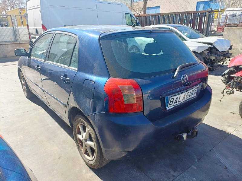 toyota corolla (e12) del año 2003