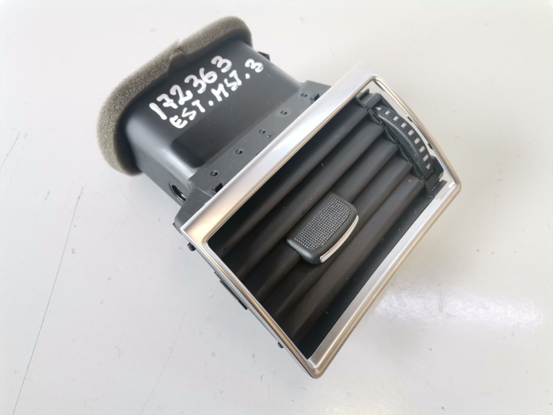Recambio de rejilla aireadora para audi a8 (4e) bvn referencia OEM IAM 4E0820901  