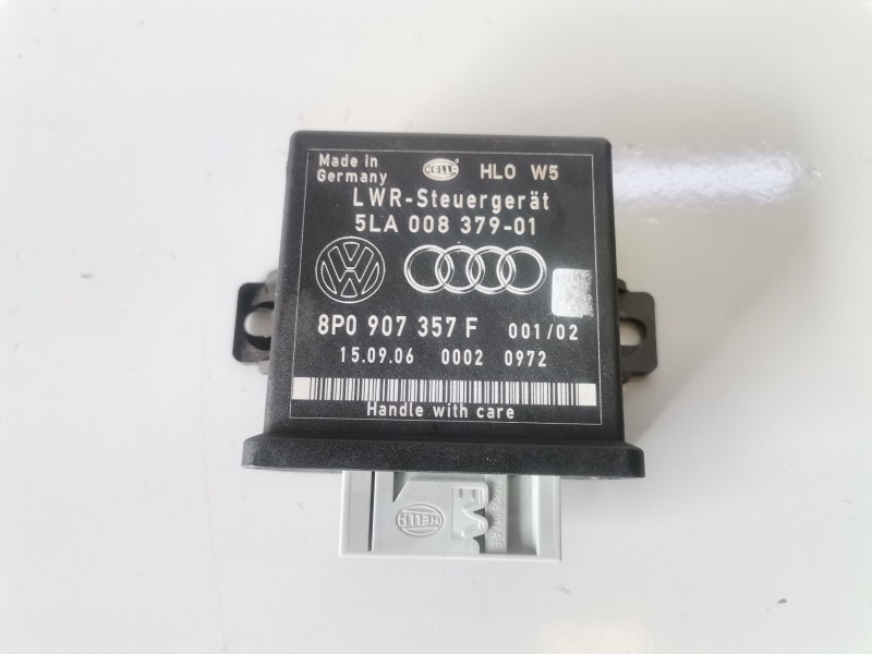Recambio de centralita luces para audi a8 (4e) bvn referencia OEM IAM 5LA00837901  