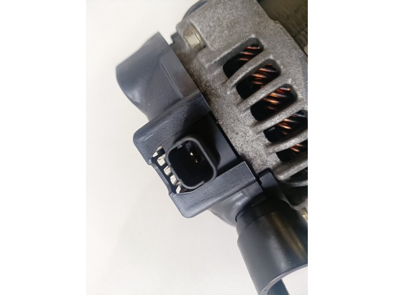Recambio de alternador para suzuki liana (rh/er) 8hy referencia OEM IAM 3140073J00  