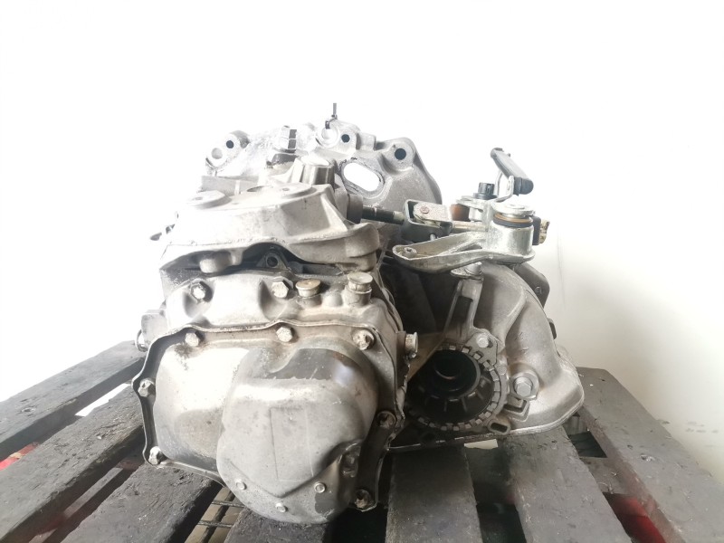 Recambio de caja cambios para opel corsa c z13dt referencia OEM IAM A04562F17W355  