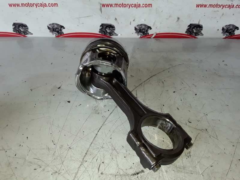 Recambio de piston para nissan interstar (x70) referencia OEM IAM   