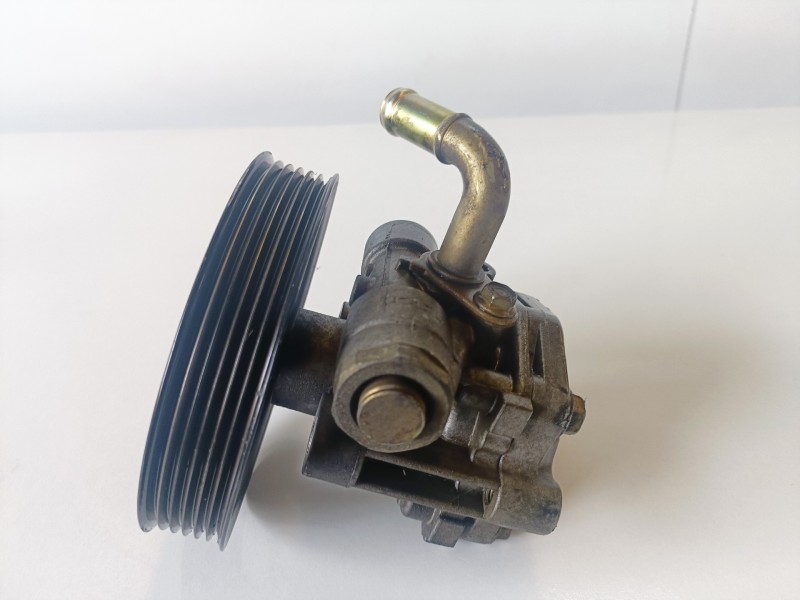 Recambio de bomba direccion para suzuki liana (rh/er) 8hy referencia OEM IAM   