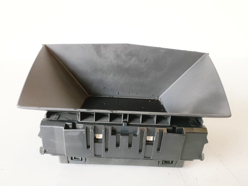 Recambio de pantalla multifuncion para opel astra h berlina z14xep referencia OEM IAM 13208089  