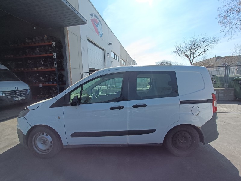 ford transit courier (c4a) del año 2015