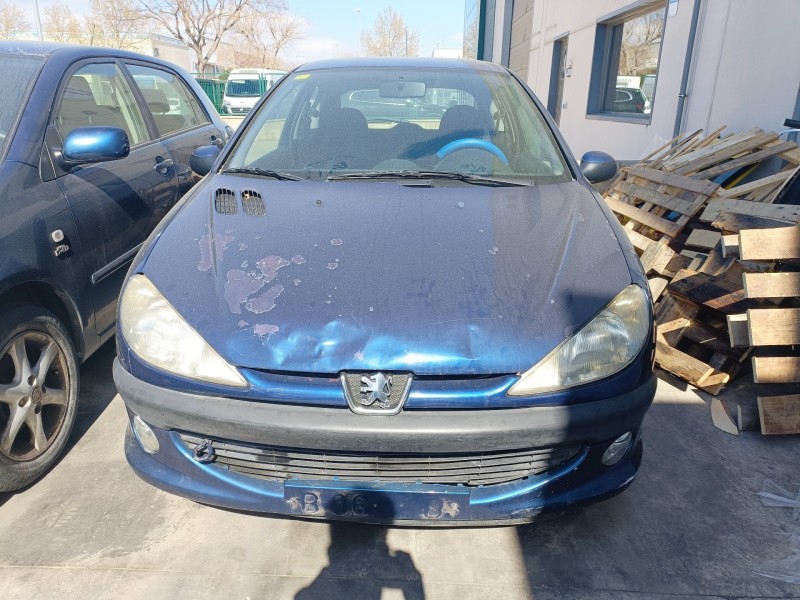 peugeot 206 del año 2000