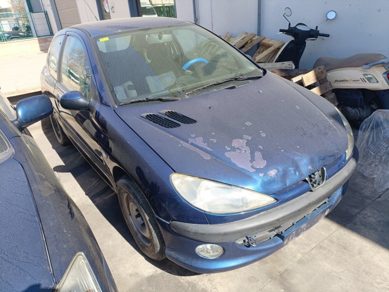 peugeot 206 del año 2000