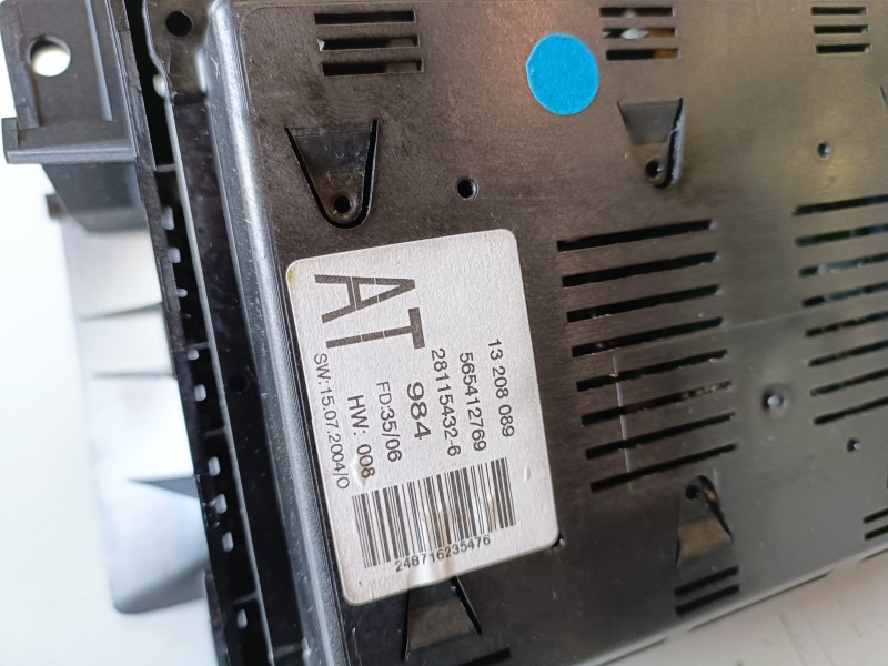 Recambio de pantalla multifuncion para opel astra h berlina z14xep referencia OEM IAM 13208089  
